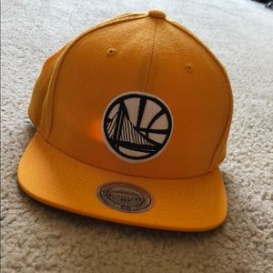 Yellow Golden State Warriors hat